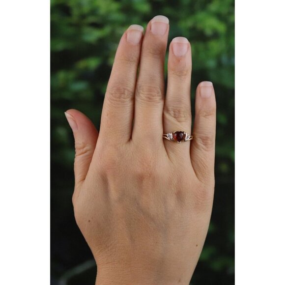 10k Yellow Gold Natural Garnet & Diamond Ring Size 7 1/4 - Picture 2 of 7